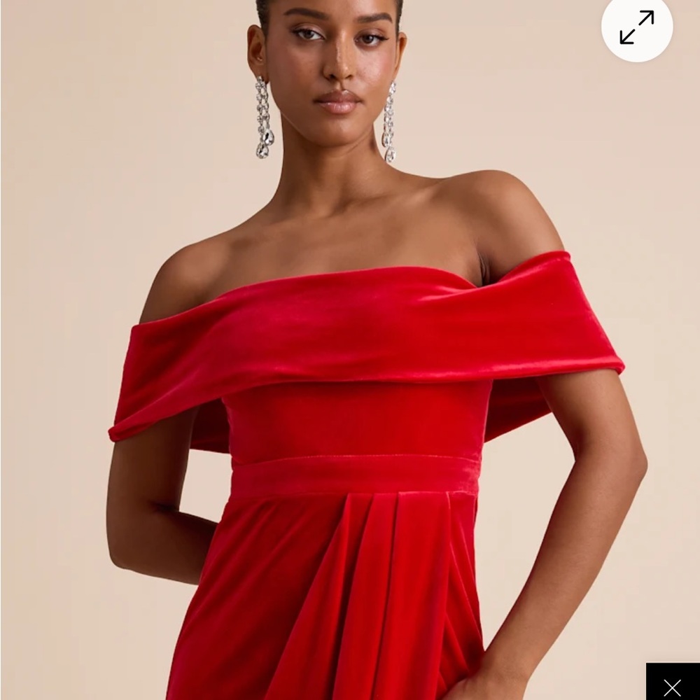 Lulu's Red Off-Shoulder Velvet Midi Dress